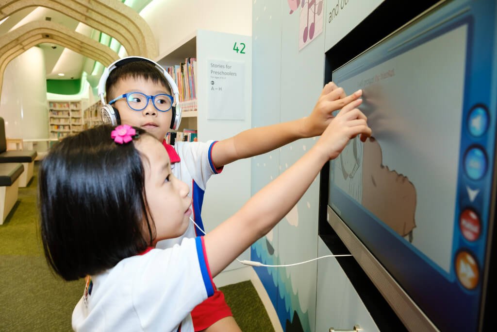 kid-friendly-libraries-in-Singapore-tumblebooks.jpg